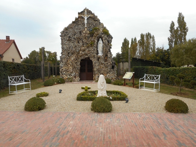 CHAPELLE DE CAMPNEUSEVILLE Image 1