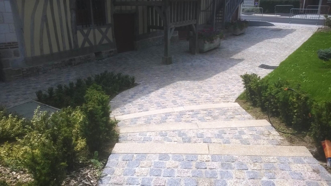 Aménagement du musée
et du carrefour RD113/313 Image 3