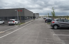 Construction d'un immeuble de bureaux et de stockage pour l'INRAP