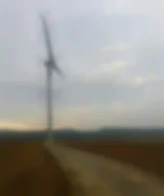 Parc éolien Coquelicot 1 : implantation de 8 éoliennes Image 1