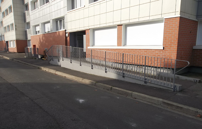 Réhabilitation de 16 halls d'entrée et aménagements divers Image 2