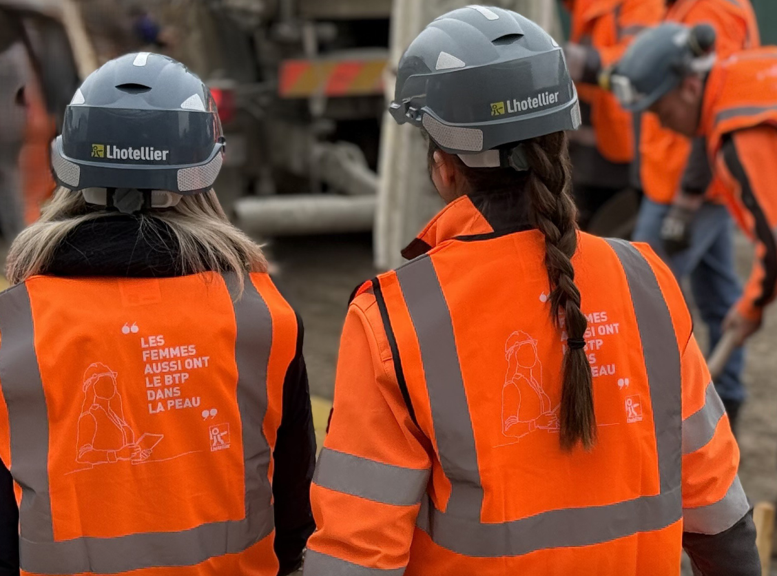 Découverte de chantiers pour le personnel administratif dans le cadre
de notre campagne «Les femmes aussi ont le BTP dans la peau». – 